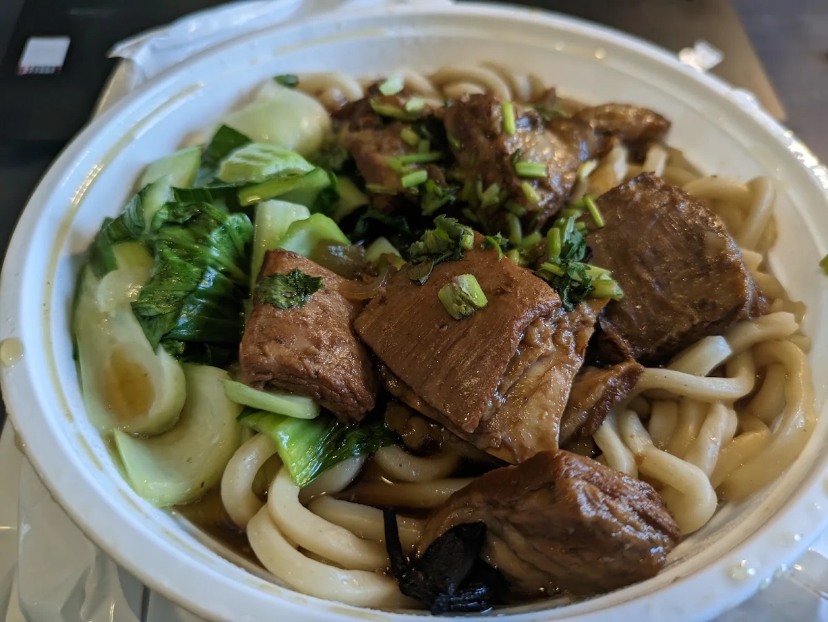 Beef Brisket Noodle 牛腩面, Flour Kitchen